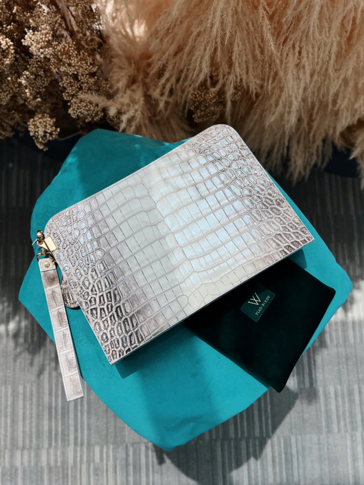 Hymalaya Crocodile Skin Clatch